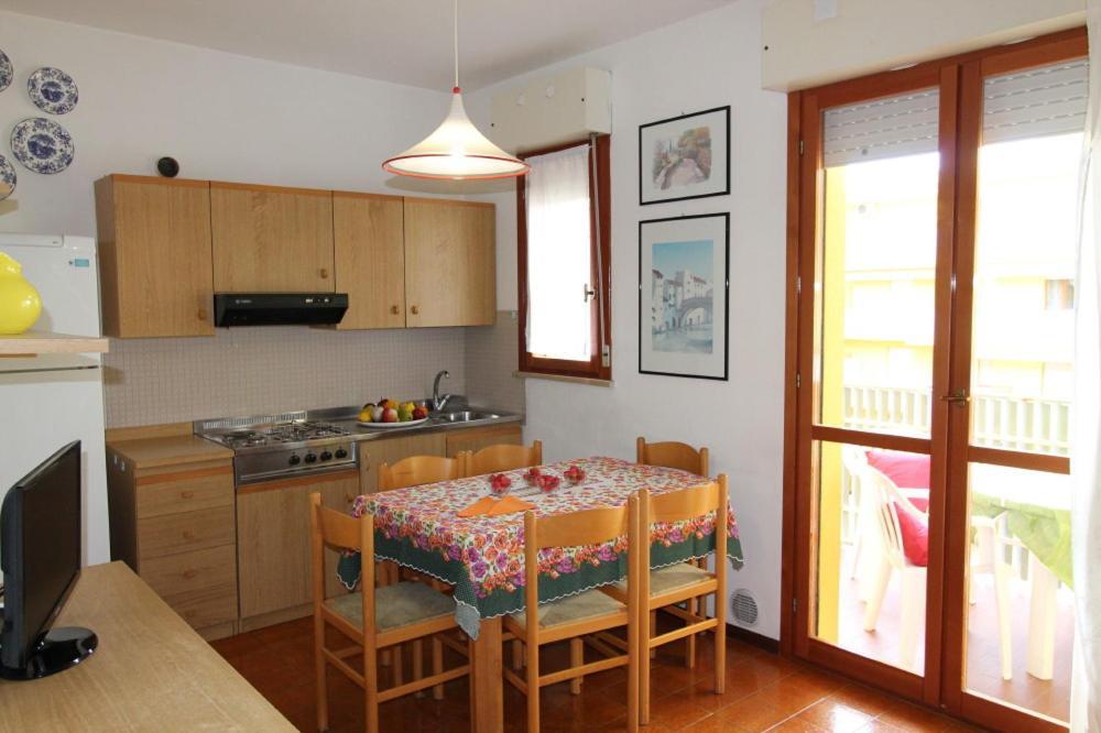 ביביונה Residence Valbella Con Piscina מראה חיצוני תמונה